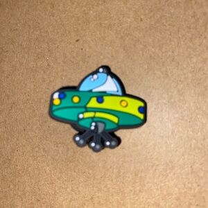 🐊6/$12🐊 Spaceship Croc Charm